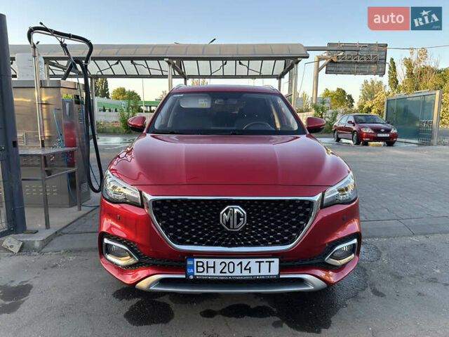 Красный МГ HS, объемом двигателя 1.5 л и пробегом 15 тыс. км за 17700 $, фото 1 на Automoto.ua