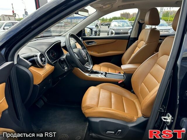 МГ HS, объемом двигателя 1.5 л и пробегом 109 тыс. км за 16009 $, фото 8 на Automoto.ua