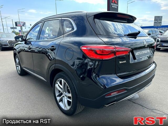МГ HS, объемом двигателя 1.5 л и пробегом 109 тыс. км за 16009 $, фото 4 на Automoto.ua