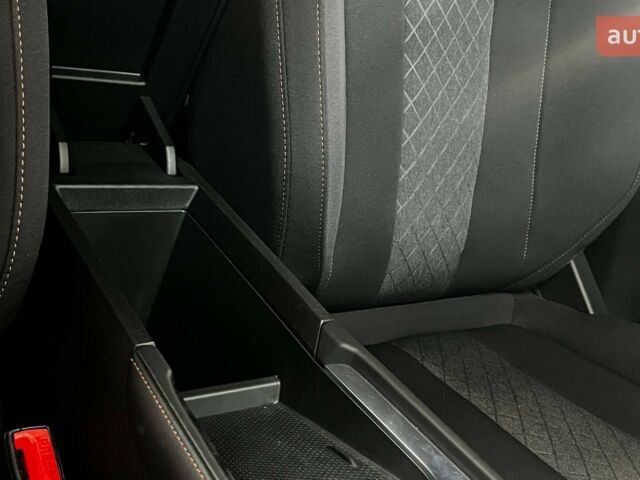 МГ HS, объемом двигателя 1.5 л и пробегом 0 тыс. км за 35851 $, фото 22 на Automoto.ua