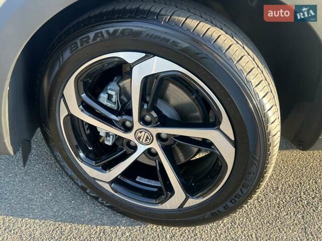 Серый МГ HS, объемом двигателя 1.49 л и пробегом 2 тыс. км за 23474 $, фото 9 на Automoto.ua