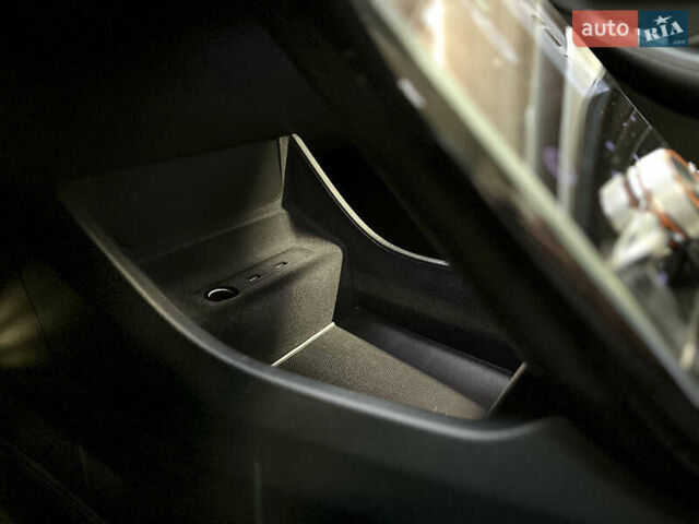 Белый МГ Marvel R, объемом двигателя 0 л и пробегом 1 тыс. км за 35189 $, фото 38 на Automoto.ua