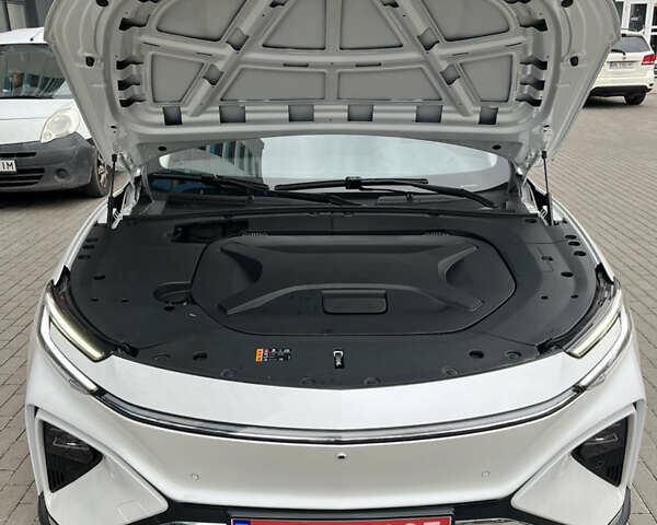 МГ Marvel R, об'ємом двигуна 0 л та пробігом 11 тис. км за 21800 $, фото 50 на Automoto.ua