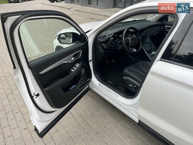 МГ Marvel R, об'ємом двигуна 0 л та пробігом 11 тис. км за 21800 $, фото 17 на Automoto.ua