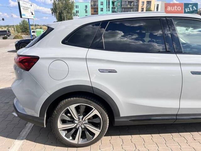 Серый МГ Marvel R, объемом двигателя 0 л и пробегом 14 тыс. км за 28500 $, фото 4 на Automoto.ua