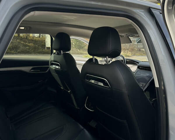 Серый МГ Marvel R, объемом двигателя 0 л и пробегом 103 тыс. км за 20500 $, фото 11 на Automoto.ua