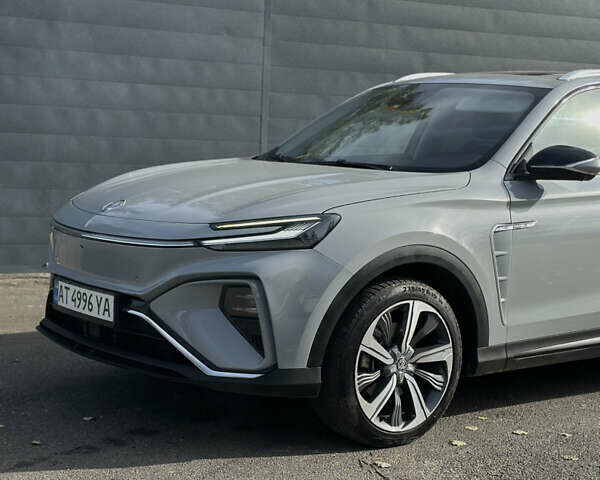 Серый МГ Marvel R, объемом двигателя 0 л и пробегом 103 тыс. км за 20500 $, фото 3 на Automoto.ua