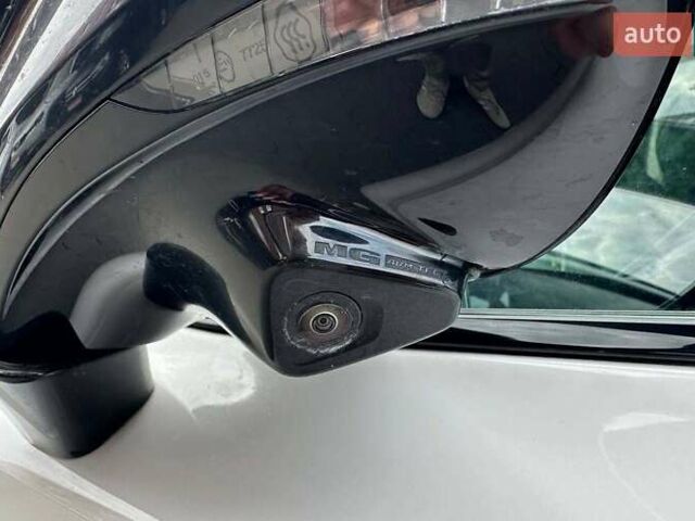 Белый МГ One, объемом двигателя 1.5 л и пробегом 32 тыс. км за 21300 $, фото 6 на Automoto.ua