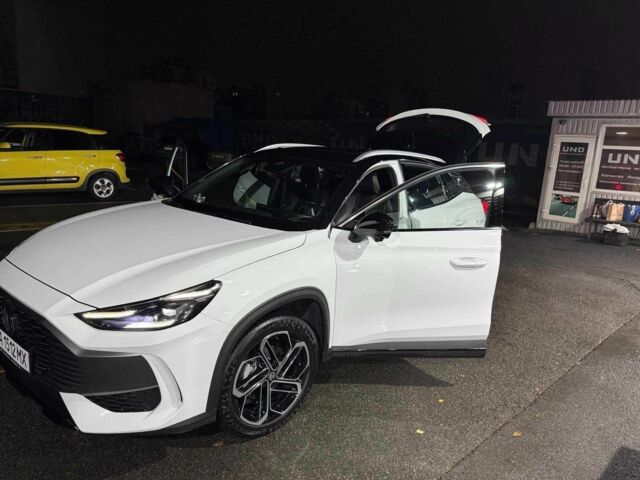 Белый МГ One, объемом двигателя 1.5 л и пробегом 30 тыс. км за 19000 $, фото 4 на Automoto.ua