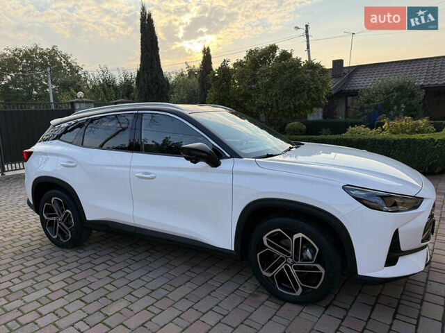 МГ One, об'ємом двигуна 1.5 л та пробігом 34 тис. км за 20900 $, фото 4 на Automoto.ua