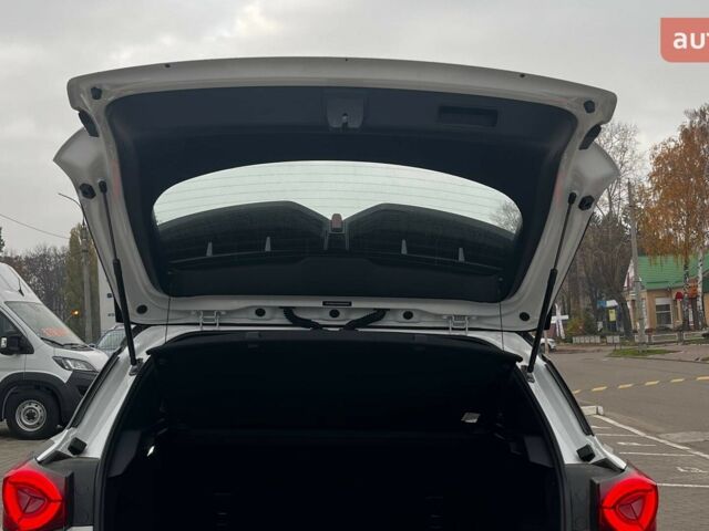 МГ One, объемом двигателя 1.5 л и пробегом 0 тыс. км за 25696 $, фото 4 на Automoto.ua