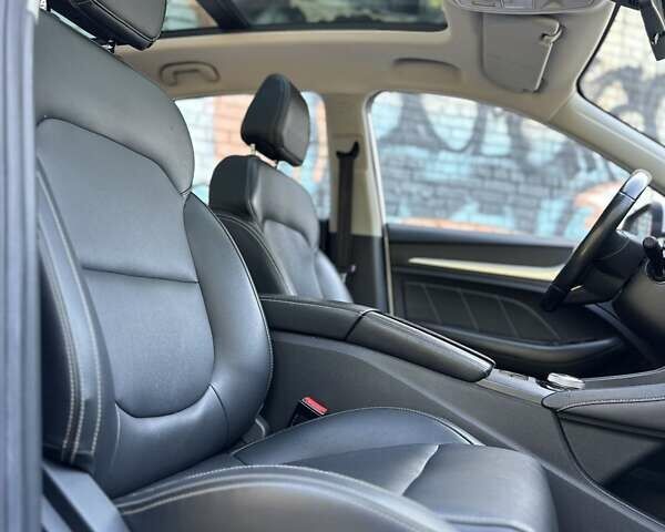 Белый МГ ZS EV, объемом двигателя 0 л и пробегом 156 тыс. км за 13599 $, фото 22 на Automoto.ua