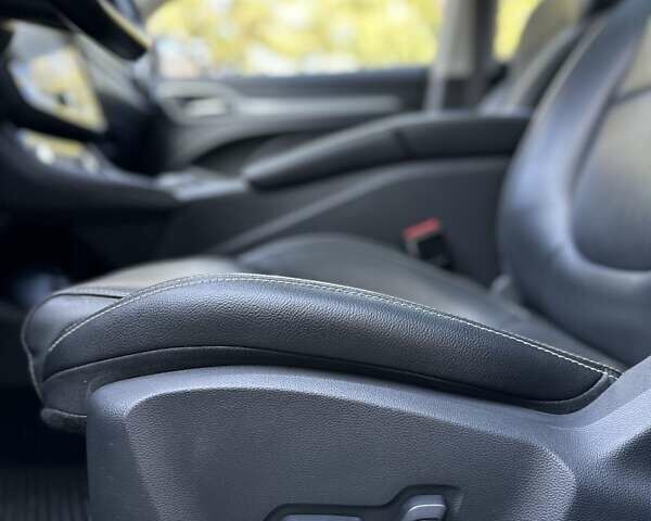 Белый МГ ZS EV, объемом двигателя 0 л и пробегом 156 тыс. км за 13599 $, фото 33 на Automoto.ua