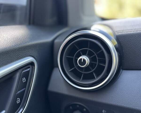 Белый МГ ZS EV, объемом двигателя 0 л и пробегом 156 тыс. км за 13599 $, фото 27 на Automoto.ua