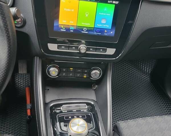 Белый МГ ZS EV, объемом двигателя 0 л и пробегом 140 тыс. км за 12700 $, фото 2 на Automoto.ua