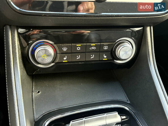 Белый МГ ZS EV, объемом двигателя 0 л и пробегом 52 тыс. км за 13650 $, фото 49 на Automoto.ua