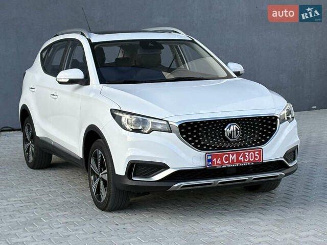 Белый МГ ZS EV, объемом двигателя 0 л и пробегом 52 тыс. км за 13650 $, фото 15 на Automoto.ua