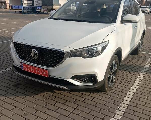 Белый МГ ZS EV, объемом двигателя 0 л и пробегом 36 тыс. км за 12999 $, фото 1 на Automoto.ua