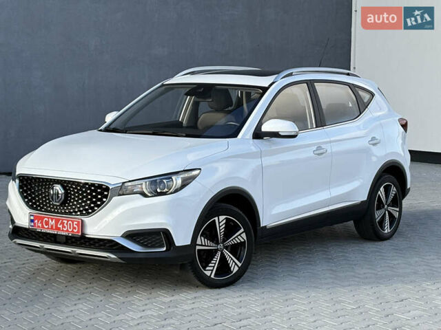 Белый МГ ZS EV, объемом двигателя 0 л и пробегом 52 тыс. км за 13650 $, фото 10 на Automoto.ua