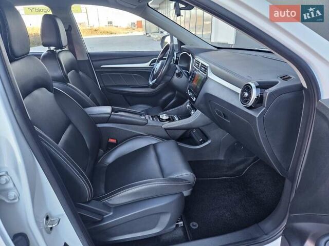 Белый МГ ZS EV, объемом двигателя 0 л и пробегом 62 тыс. км за 13700 $, фото 37 на Automoto.ua