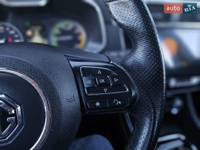 Белый МГ ZS EV, объемом двигателя 0 л и пробегом 62 тыс. км за 13700 $, фото 52 на Automoto.ua