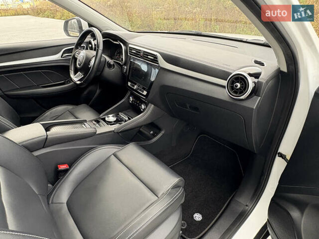 Белый МГ ZS EV, объемом двигателя 0 л и пробегом 52 тыс. км за 13650 $, фото 68 на Automoto.ua