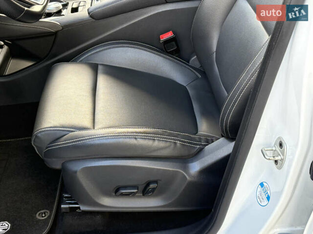 Белый МГ ZS EV, объемом двигателя 0 л и пробегом 52 тыс. км за 13650 $, фото 41 на Automoto.ua