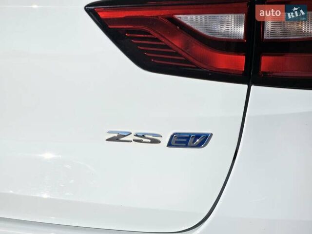 Белый МГ ZS EV, объемом двигателя 0 л и пробегом 62 тыс. км за 13700 $, фото 30 на Automoto.ua