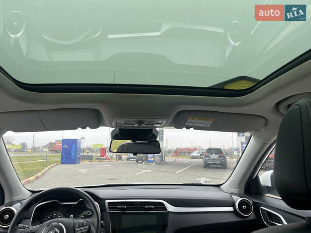 Білий МГ ZS EV, об'ємом двигуна 0 л та пробігом 52 тис. км за 12650 $, фото 8 на Automoto.ua