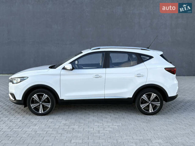 Белый МГ ZS EV, объемом двигателя 0 л и пробегом 52 тыс. км за 13650 $, фото 13 на Automoto.ua
