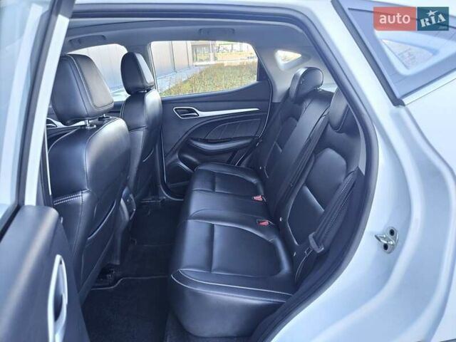 Белый МГ ZS EV, объемом двигателя 0 л и пробегом 62 тыс. км за 13700 $, фото 39 на Automoto.ua