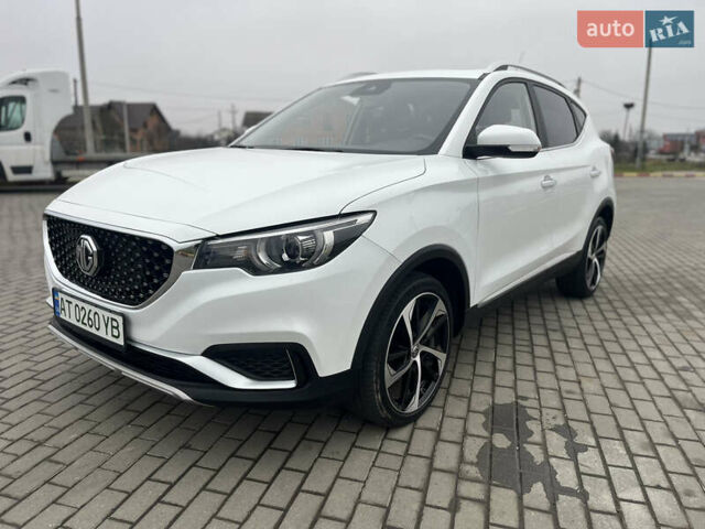 Білий МГ ZS EV, об'ємом двигуна 0 л та пробігом 52 тис. км за 12650 $, фото 1 на Automoto.ua