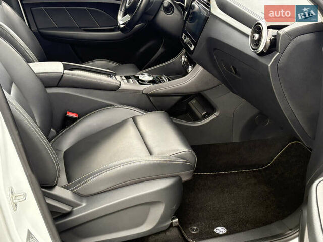 Белый МГ ZS EV, объемом двигателя 0 л и пробегом 52 тыс. км за 13650 $, фото 64 на Automoto.ua
