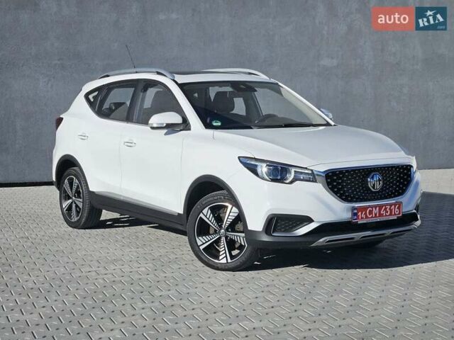 Белый МГ ZS EV, объемом двигателя 0 л и пробегом 62 тыс. км за 13700 $, фото 1 на Automoto.ua