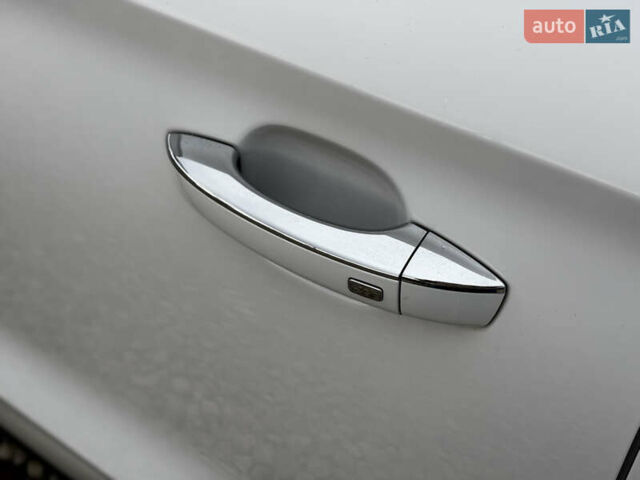 Белый МГ ZS EV, объемом двигателя 0 л и пробегом 36 тыс. км за 14450 $, фото 24 на Automoto.ua