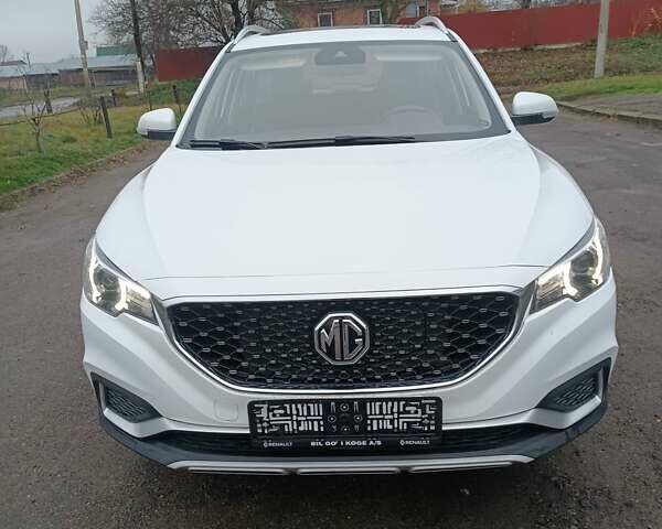 Белый МГ ZS EV, объемом двигателя 0 л и пробегом 31 тыс. км за 13900 $, фото 1 на Automoto.ua