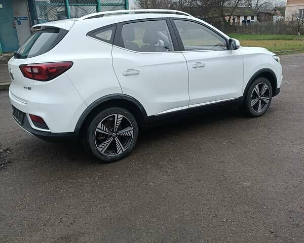 Белый МГ ZS EV, объемом двигателя 0 л и пробегом 31 тыс. км за 13900 $, фото 7 на Automoto.ua