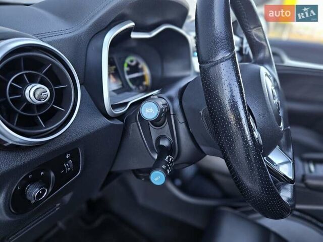 Белый МГ ZS EV, объемом двигателя 0 л и пробегом 62 тыс. км за 13700 $, фото 77 на Automoto.ua