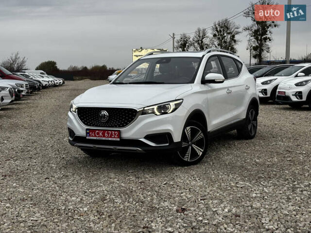Белый МГ ZS EV, объемом двигателя 0 л и пробегом 36 тыс. км за 14450 $, фото 4 на Automoto.ua