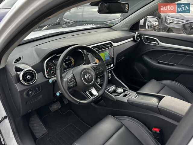Белый МГ ZS EV, объемом двигателя 0 л и пробегом 45 тыс. км за 14300 $, фото 20 на Automoto.ua