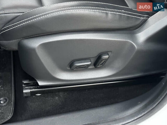 Білий МГ ZS EV, об'ємом двигуна 0 л та пробігом 36 тис. км за 14450 $, фото 29 на Automoto.ua