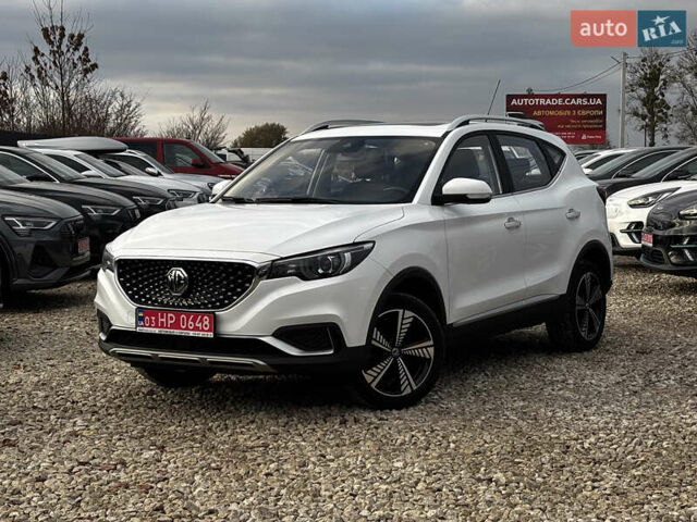 Белый МГ ZS EV, объемом двигателя 0 л и пробегом 57 тыс. км за 14100 $, фото 5 на Automoto.ua