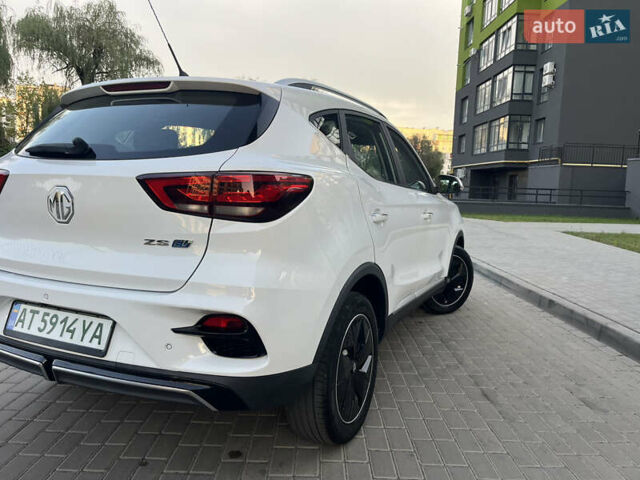 Белый МГ ZS EV, объемом двигателя 0 л и пробегом 55 тыс. км за 14999 $, фото 7 на Automoto.ua