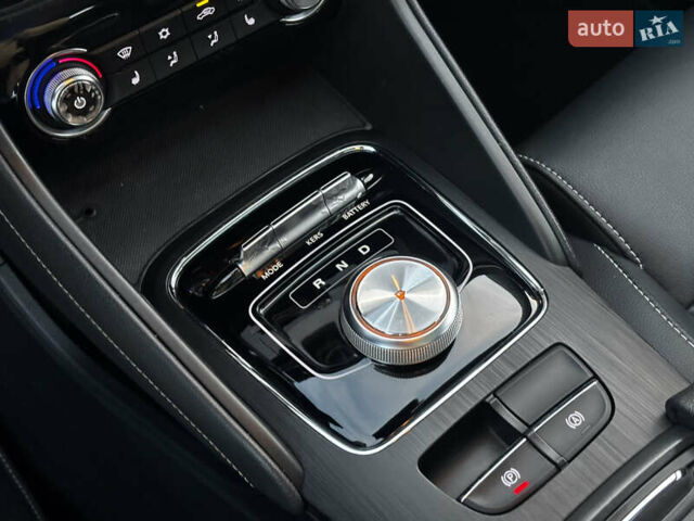 Білий МГ ZS EV, об'ємом двигуна 0 л та пробігом 70 тис. км за 13850 $, фото 30 на Automoto.ua