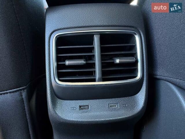 Білий МГ ZS EV, об'ємом двигуна 0 л та пробігом 83 тис. км за 16200 $, фото 42 на Automoto.ua