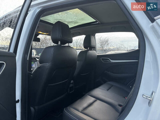 Білий МГ ZS EV, об'ємом двигуна 0 л та пробігом 70 тис. км за 13850 $, фото 38 на Automoto.ua