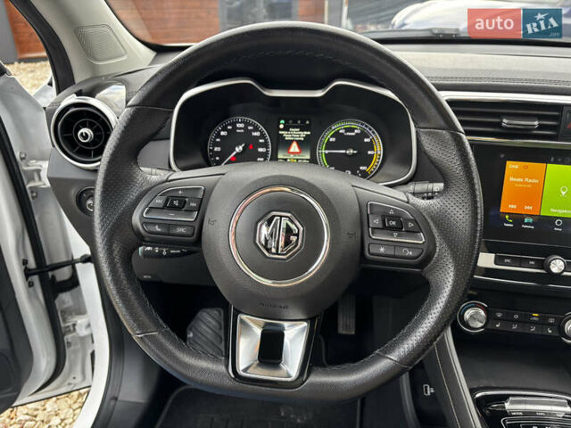 Белый МГ ZS EV, объемом двигателя 0 л и пробегом 36 тыс. км за 14000 $, фото 23 на Automoto.ua