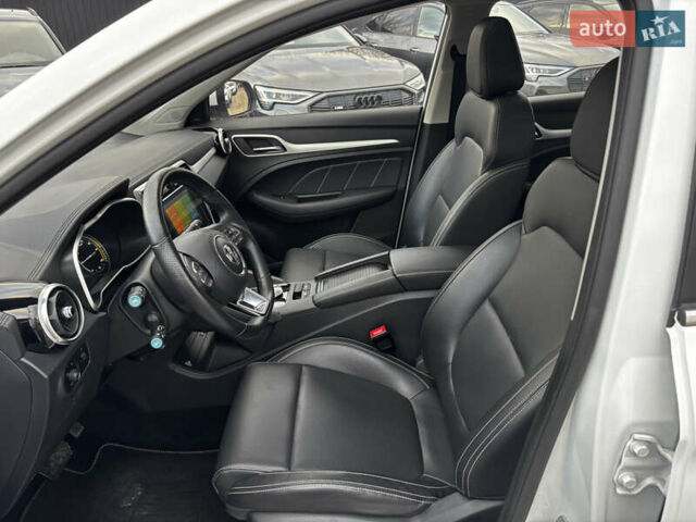Белый МГ ZS EV, объемом двигателя 0 л и пробегом 36 тыс. км за 14000 $, фото 32 на Automoto.ua