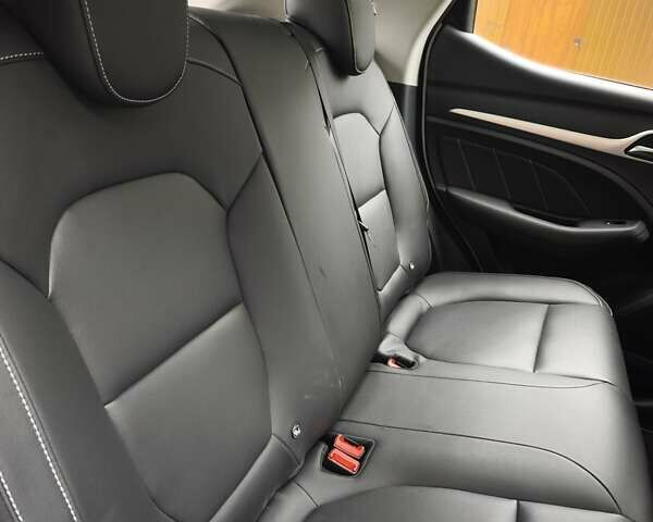 Білий МГ ZS EV, об'ємом двигуна 0 л та пробігом 12 тис. км за 13700 $, фото 13 на Automoto.ua