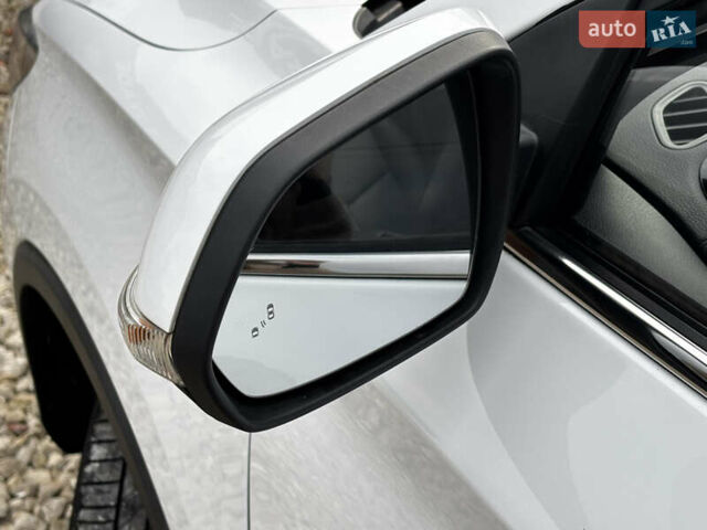 Белый МГ ZS EV, объемом двигателя 0 л и пробегом 45 тыс. км за 14300 $, фото 13 на Automoto.ua